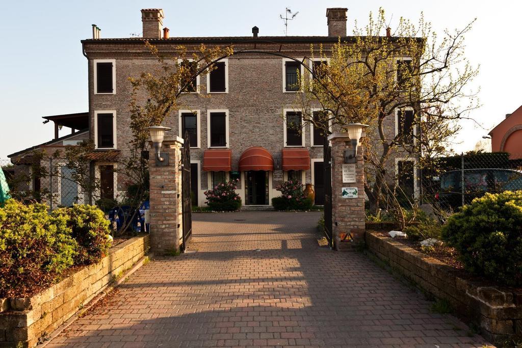 Locanda Del Re Sole Ferrara Rom bilde
